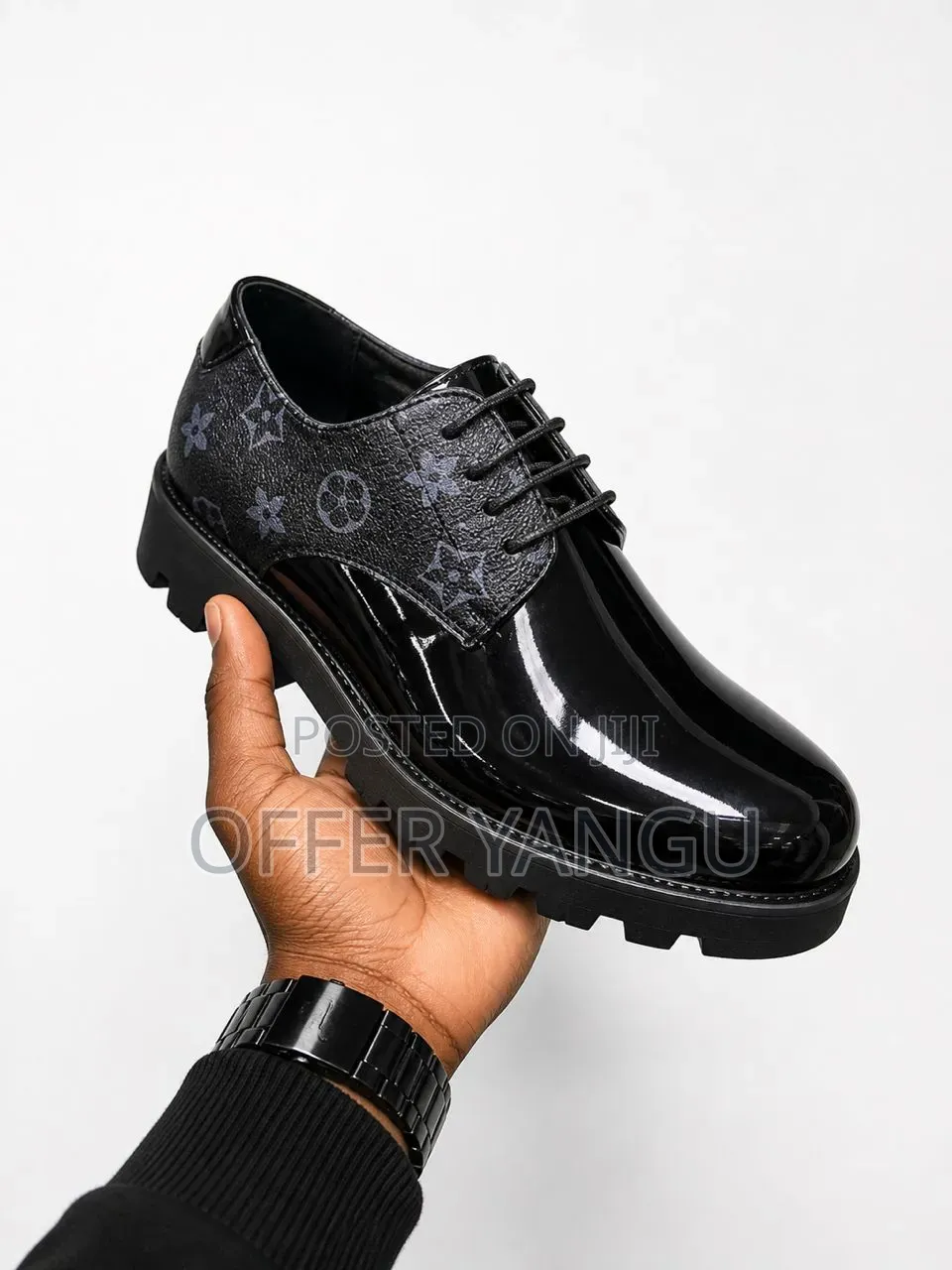 Lv Shoes Sole Kubwa