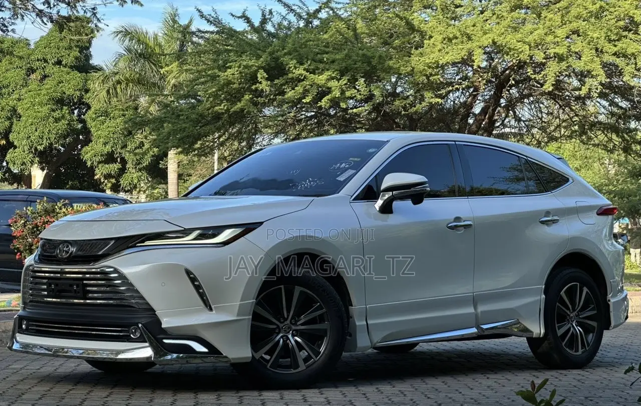 Toyota Harrier 2021 White