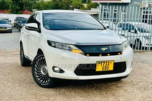Toyota Harrier 2015 White