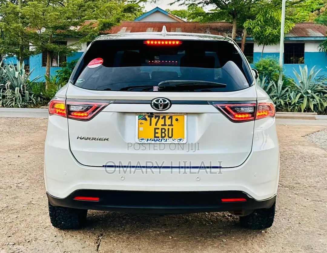 Toyota Harrier 2015 White