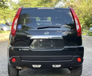 Nissan X-Trail 2012 Matt Black