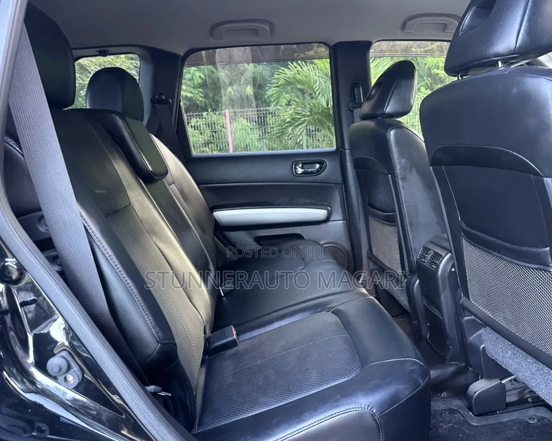 Nissan X-Trail 2012 Matt Black