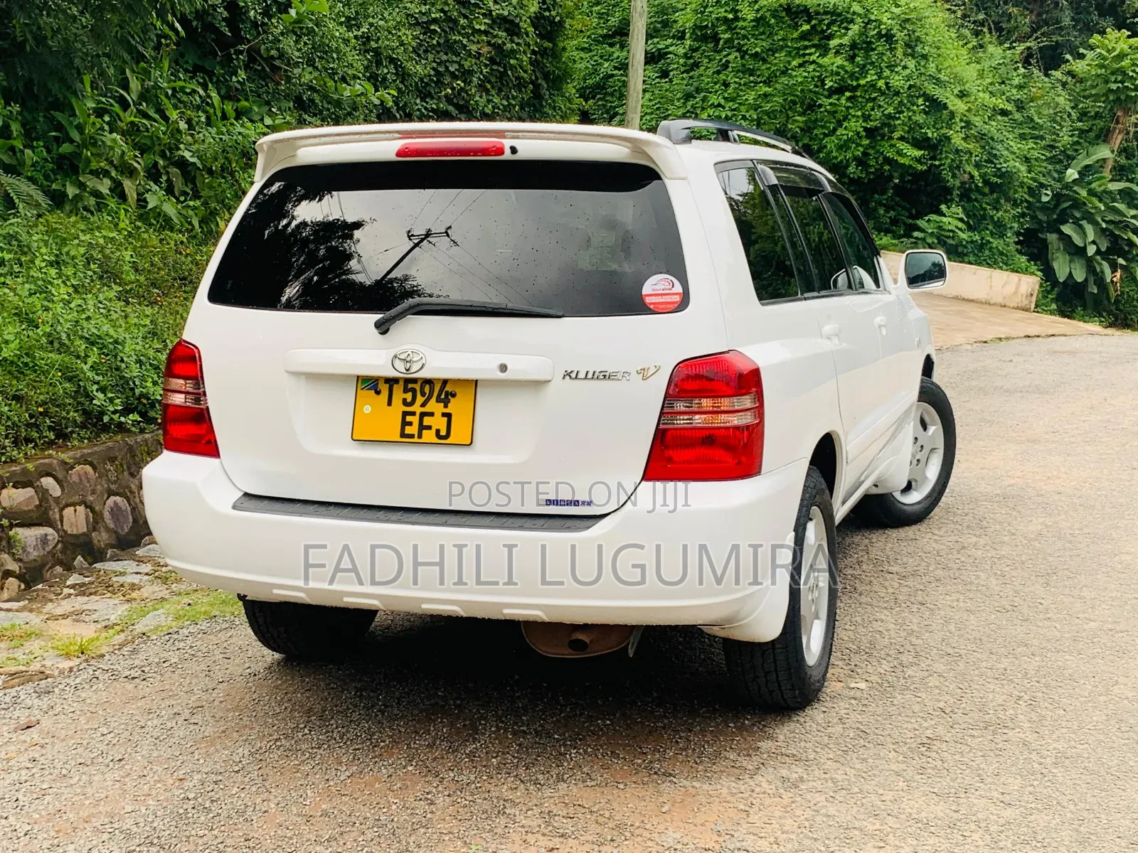 Toyota Kluger 2004 White