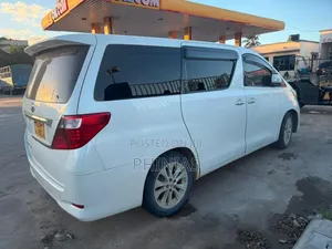 Toyota Alphard 2010 White