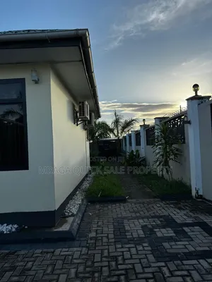 4bdrm Apartment in Mbunju Beach for rent