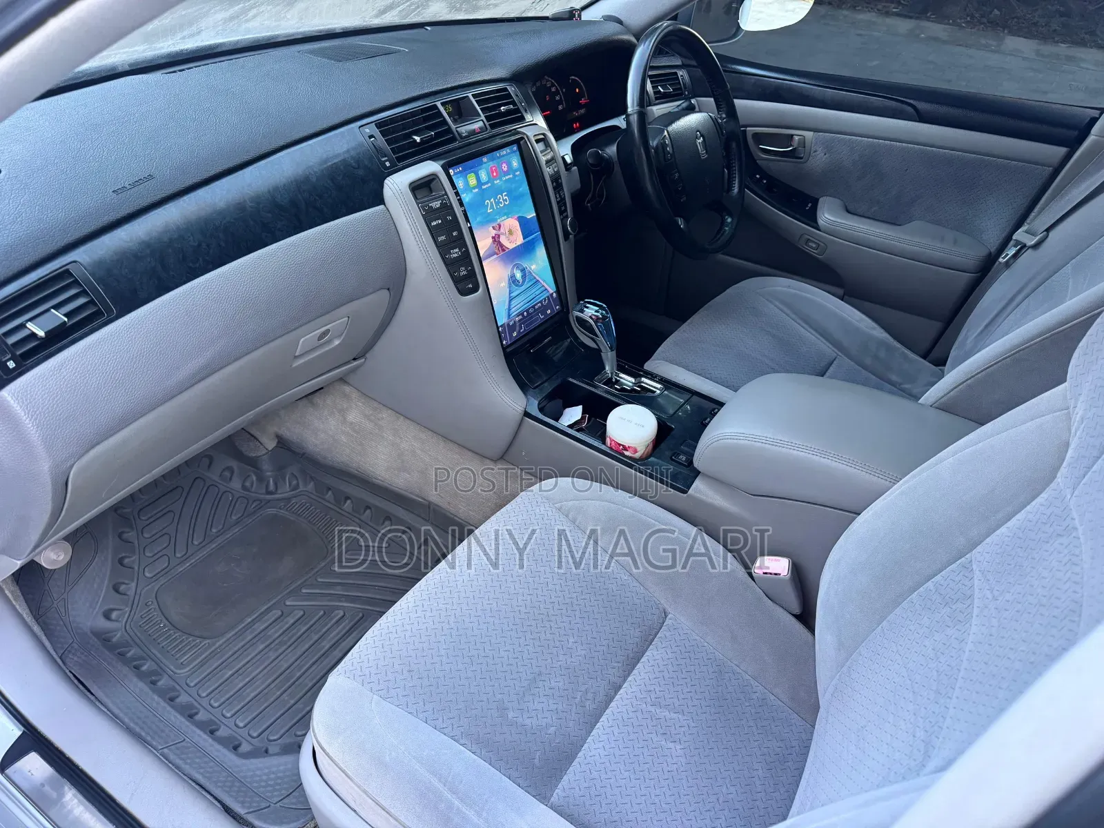 Toyota Crown 2007 Silver