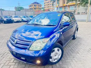 Toyota IST 2007 Blue