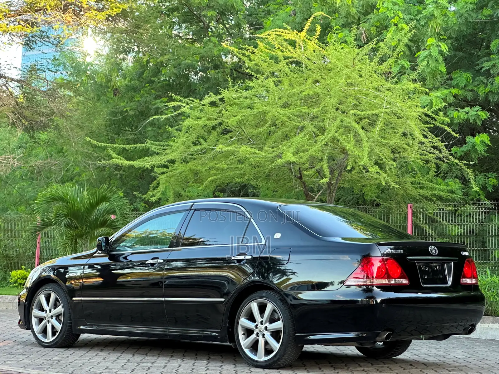 Toyota Crown 2006 Black