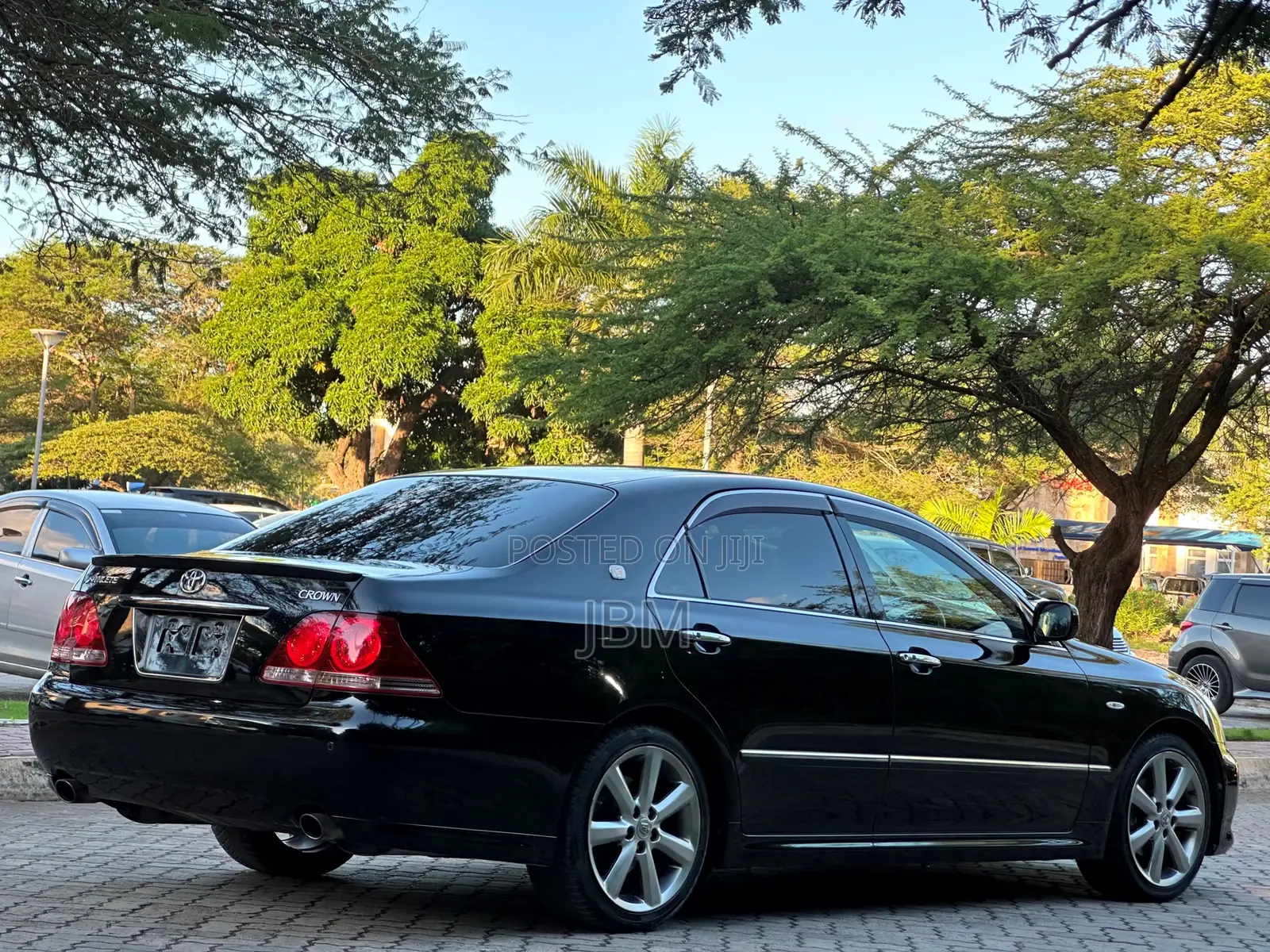 Toyota Crown 2006 Black