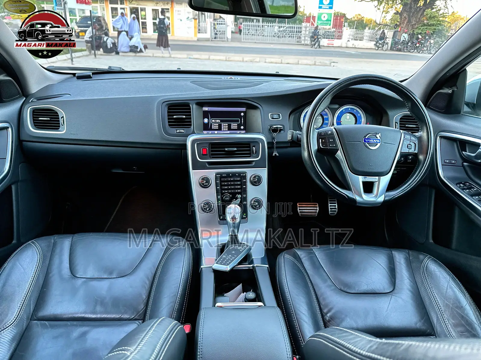 Volvo V60 2012 Gray