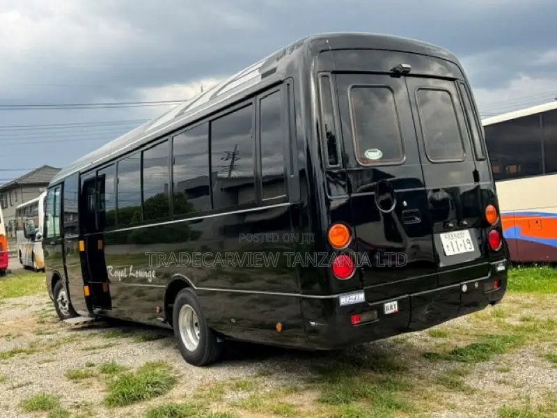 Mitsubishi Fuso Rosa 2006 Black