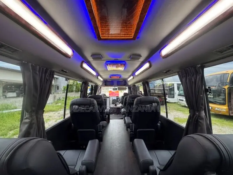 Mitsubishi Fuso Rosa 2006 Black