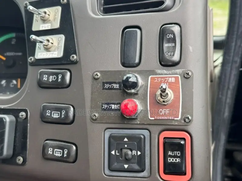 Mitsubishi Fuso Rosa 2006 Black