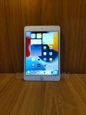 Apple iPad mini 4 128 GB Gray