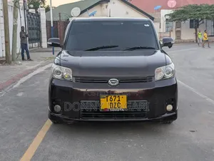 Toyota Corolla Rumion Hatchback 1.5 FWD 2009 Black