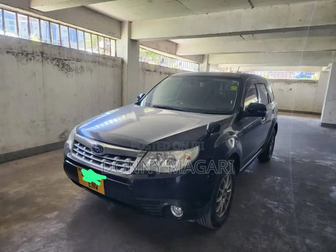 Subaru Forester 2011 Black