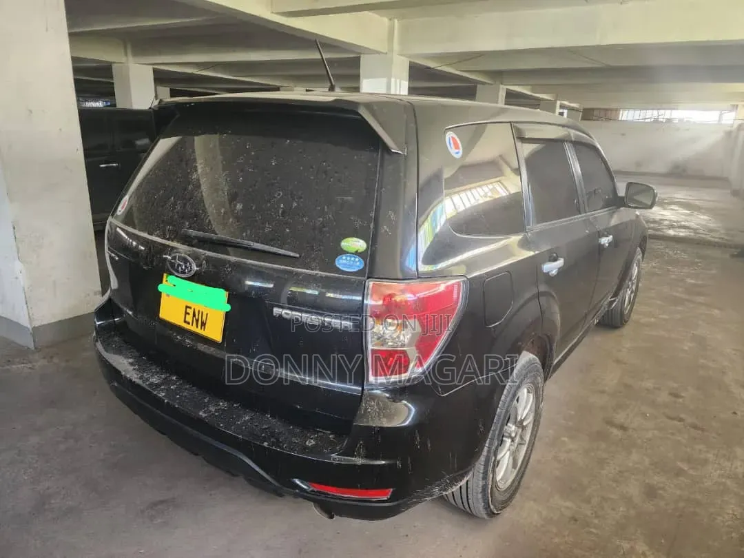 Subaru Forester 2011 Black