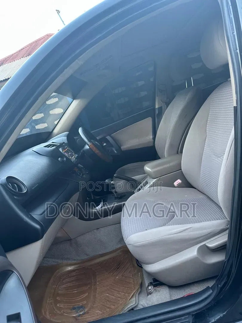 Toyota Vanguard 2008 Black