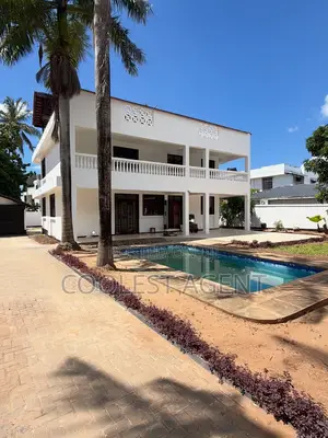 5bdrm House in Coolest Estate, Masaki for rent