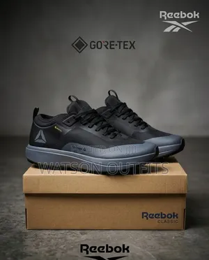 Men's Leather Shoes Reebok Branded Smoothly and Smartly Looking