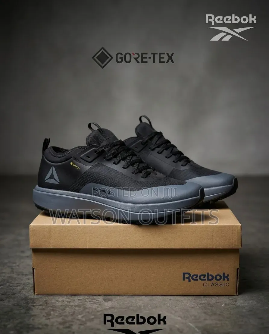 Men's Leather Shoes Reebok Branded Smoothly and Smartly Looking