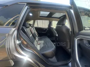 Toyota RAV4 2020 Gray