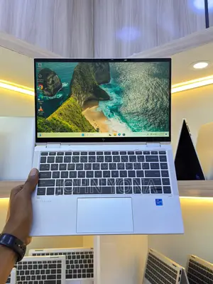 New Laptop HP 32GB Intel Core i7 SSD 512GB