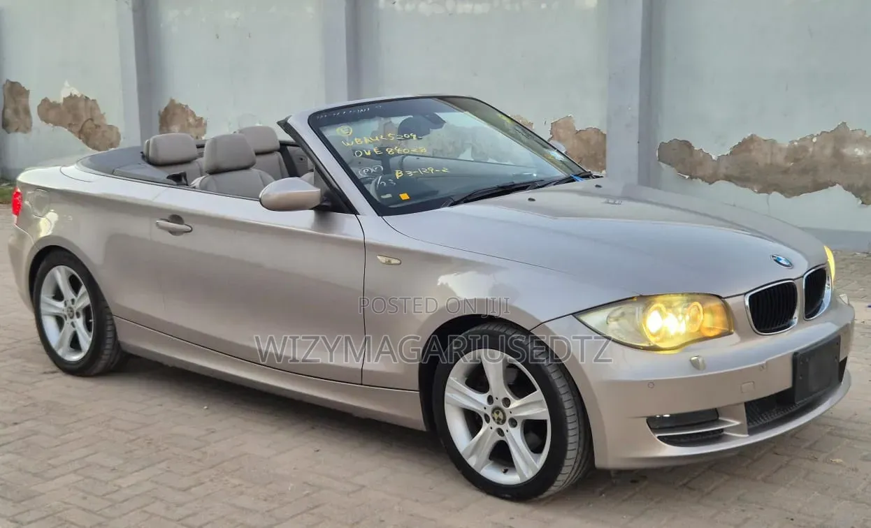BMW 1 Series 2009 Beige