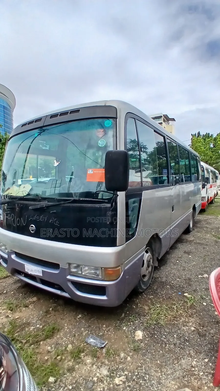 Nissan Civilian 2003