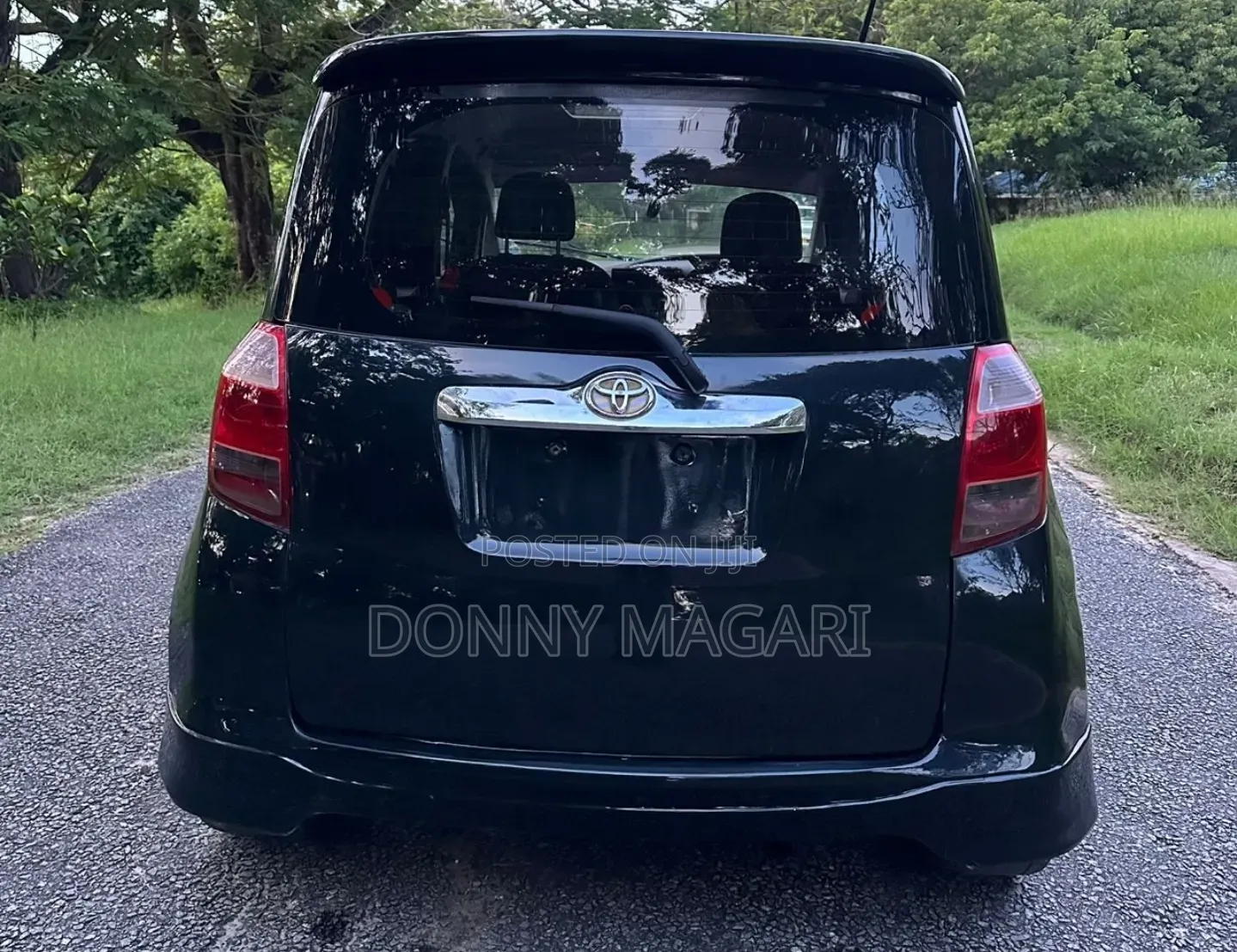 Toyota Ractis 2007 Black