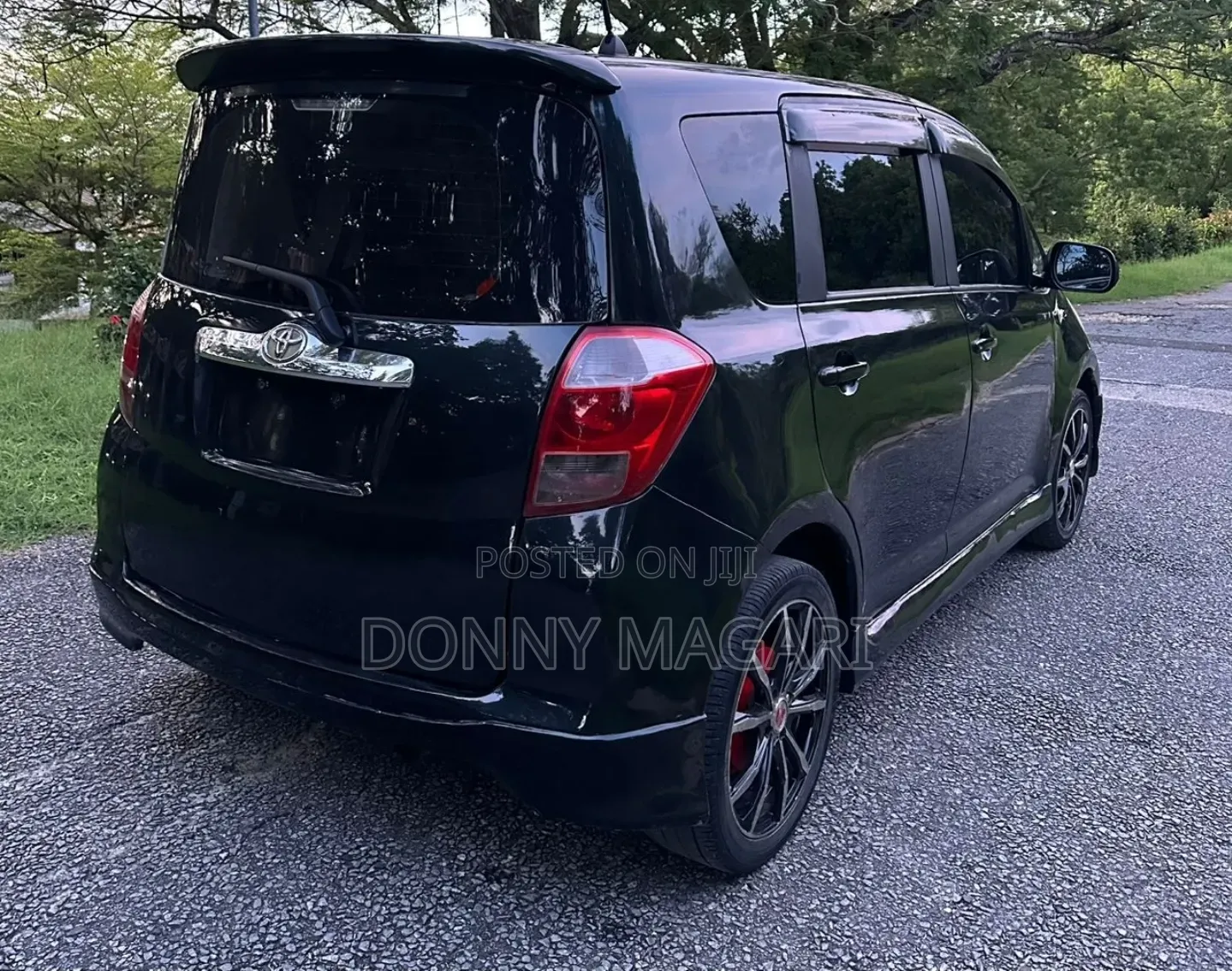 Toyota Ractis 2007 Black