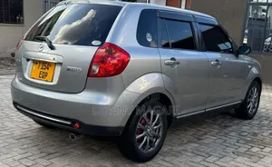 Mazda Verisa 2009 Silver