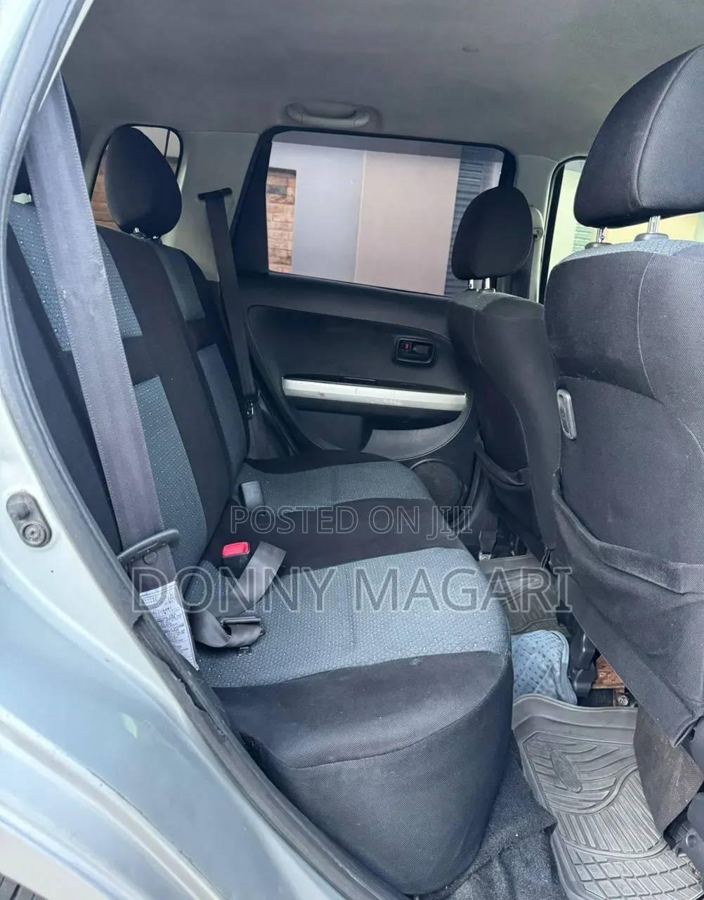 Toyota IST 2005 Silver