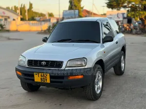 Toyota RAV4 1999 Silver