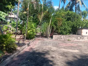 Plot for Sale at Regent Estate