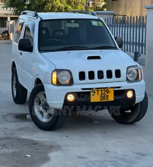 Suzuki Jimny 2000 White