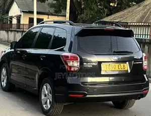 Subaru Forester 2015 Black
