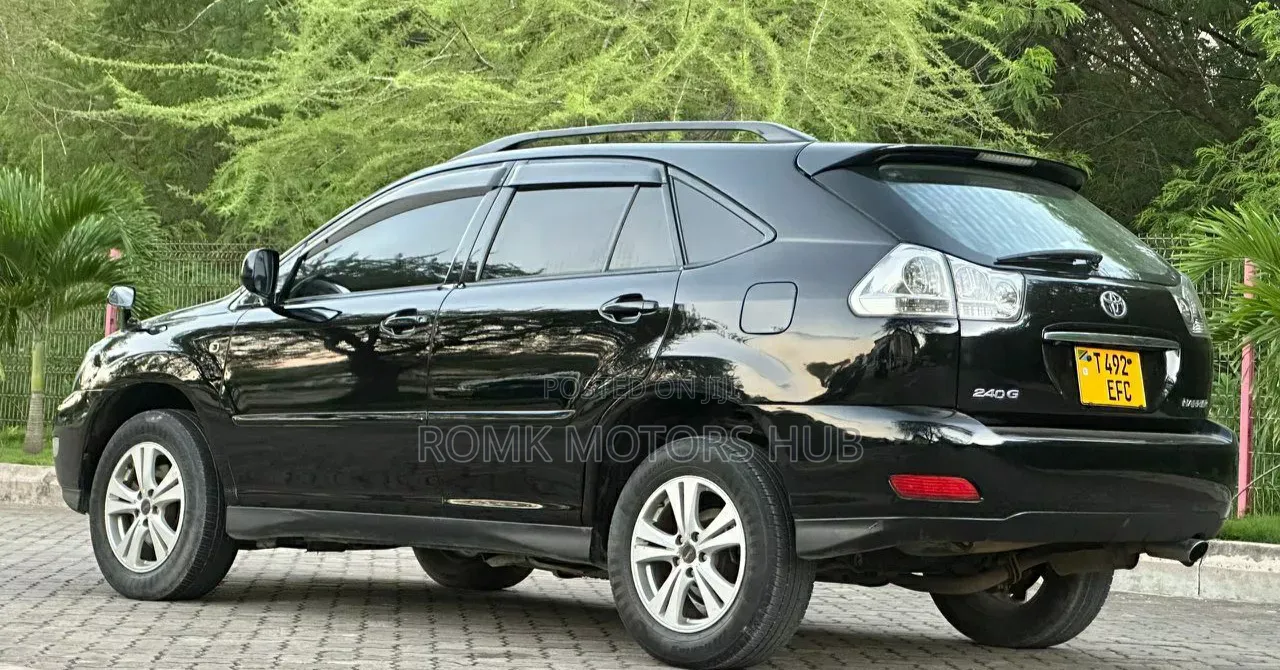 Toyota Harrier 2005 Black