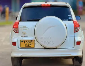Toyota RAV4 2007 White