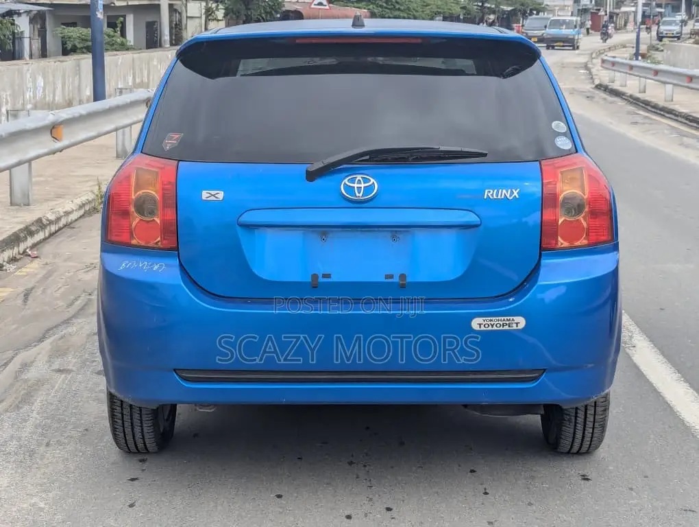 Toyota Corolla RunX 2005 Blue