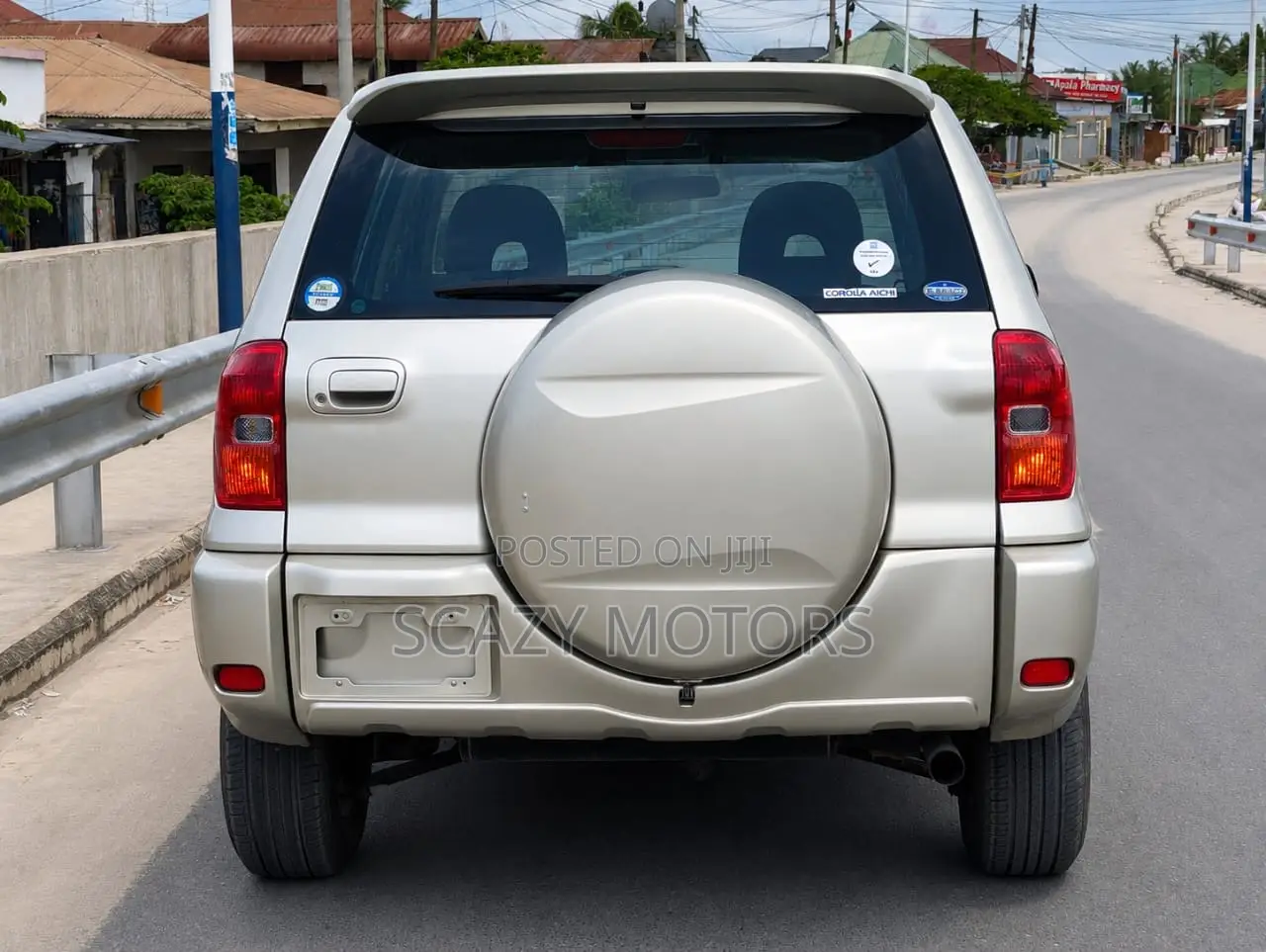 Toyota RAV4 Automatic 2003 Gold