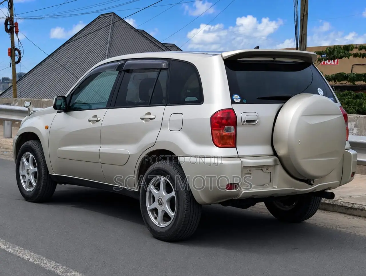 Toyota RAV4 Automatic 2003 Gold