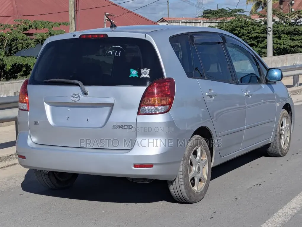 Toyota Corolla Spacio 1.8 X 2WD 2003 Silver