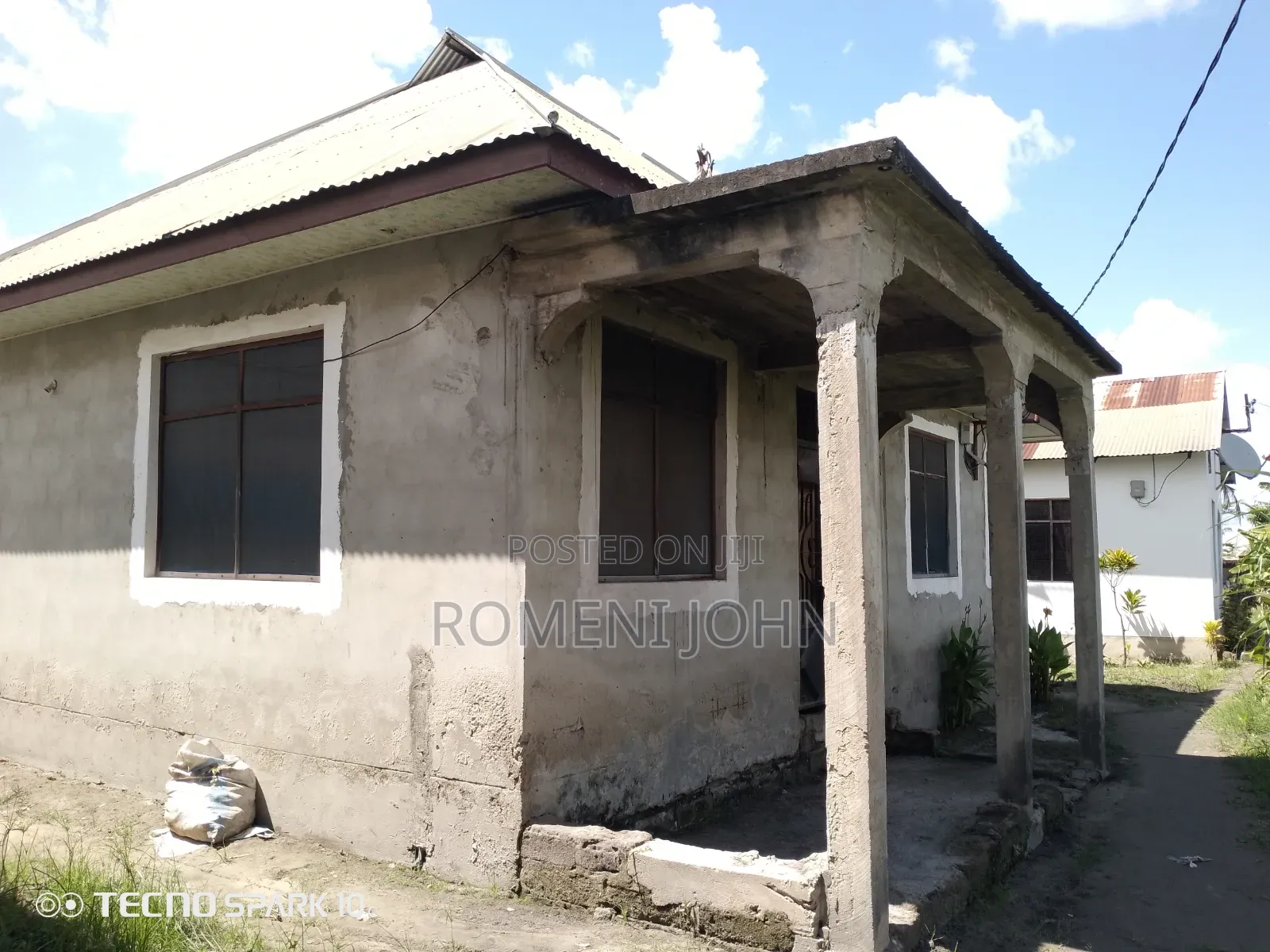 3bdrm House in Tanzania Daresalaam, Ukonga for sale