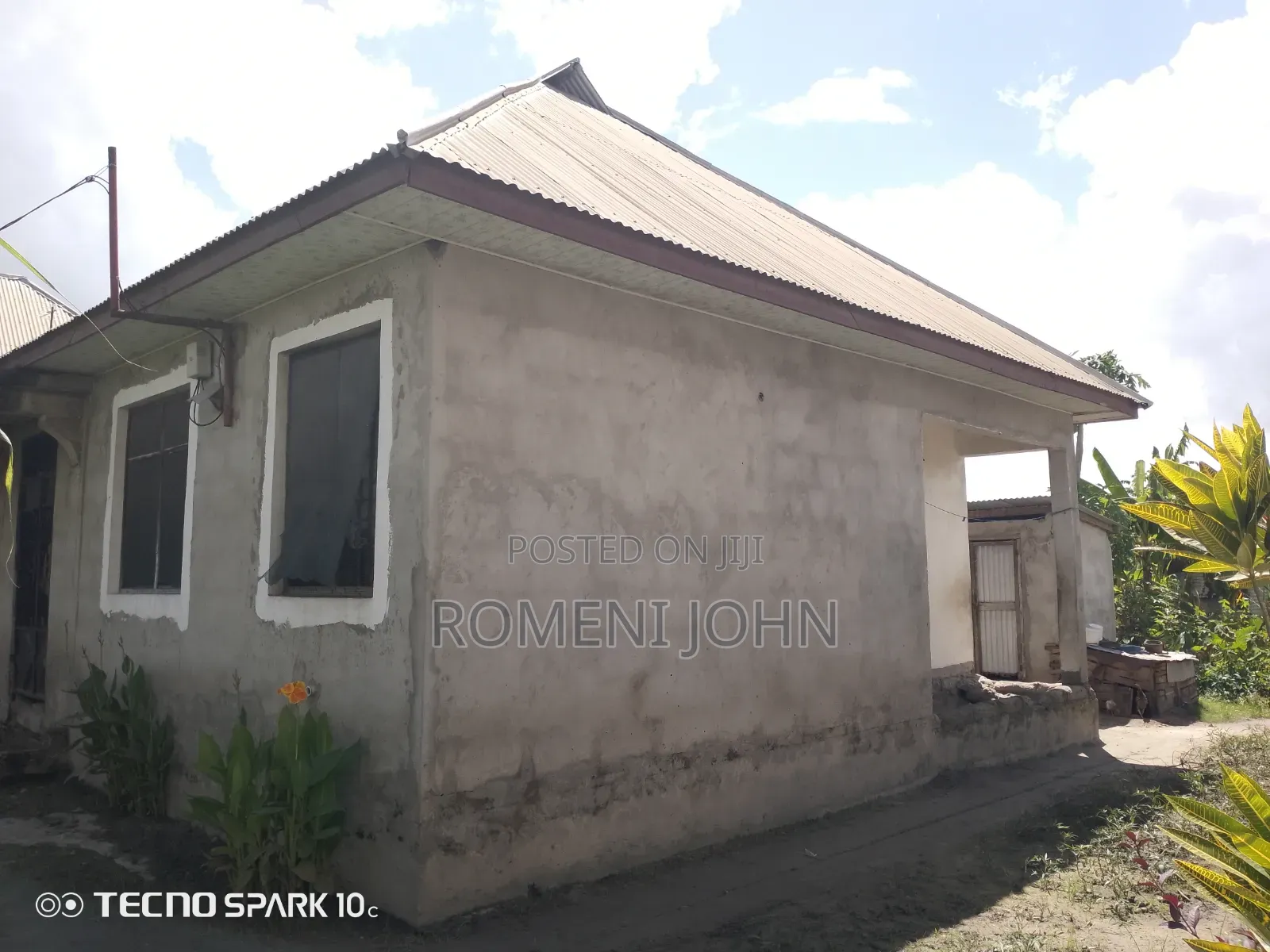 3bdrm House in Tanzania Daresalaam, Ukonga for sale