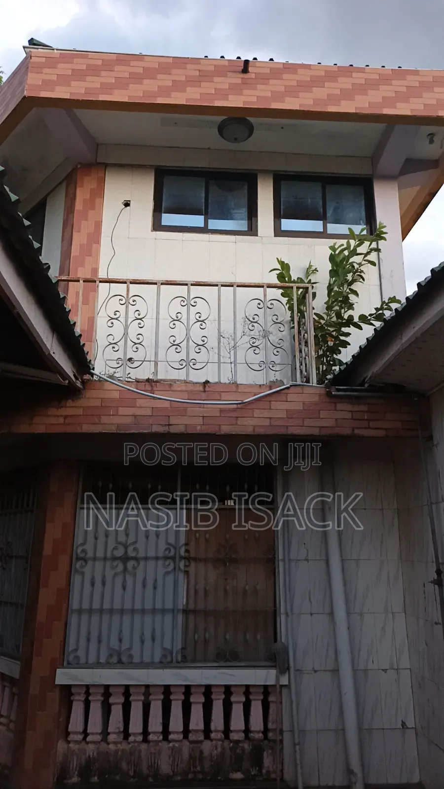 Furnished 12bdrm Townhouse/Terrace in Mecco for sale