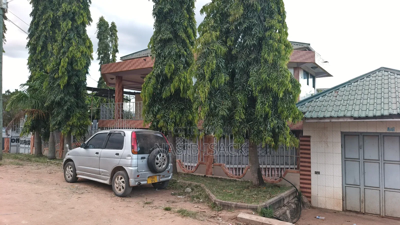 Furnished 12bdrm Townhouse/Terrace in Mecco for sale