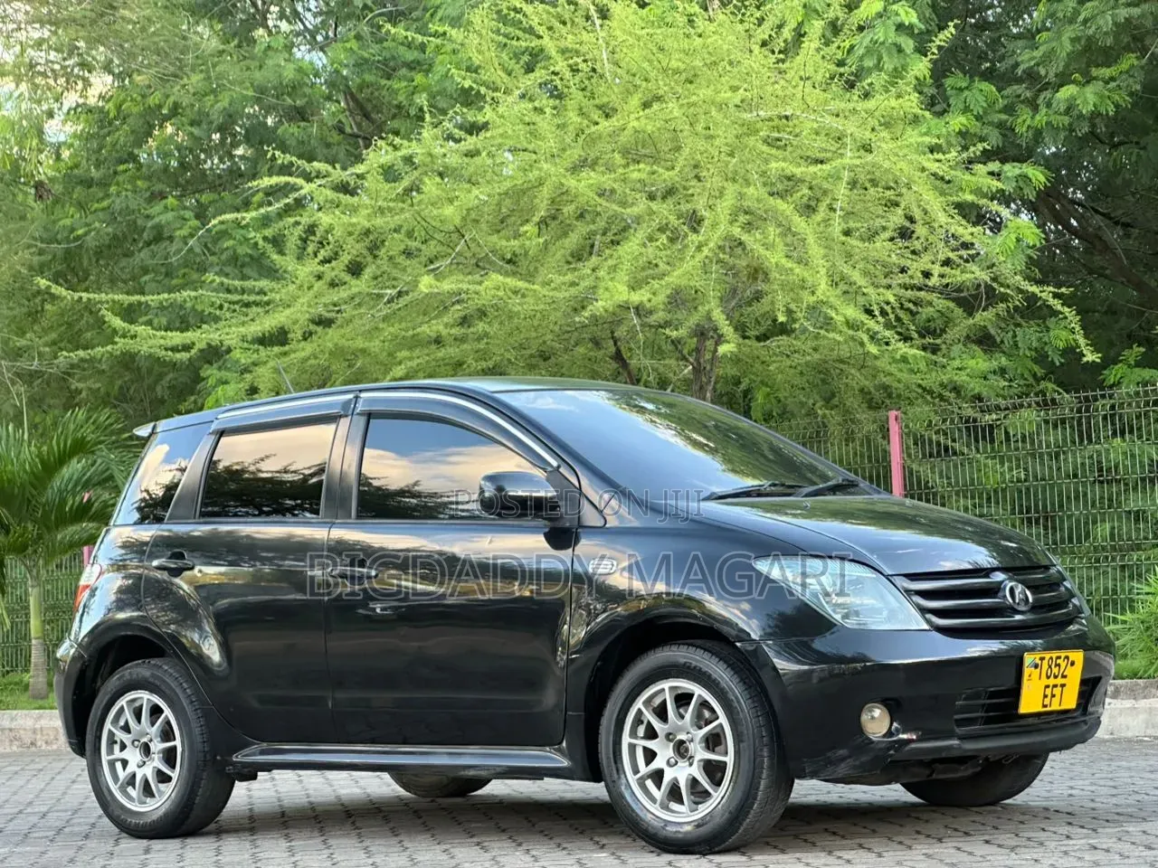 Toyota IST 2005 Black