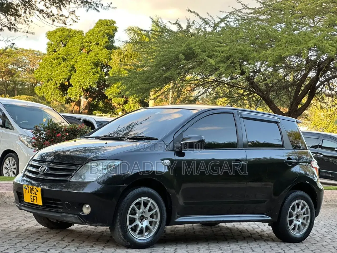 Toyota IST 2005 Black