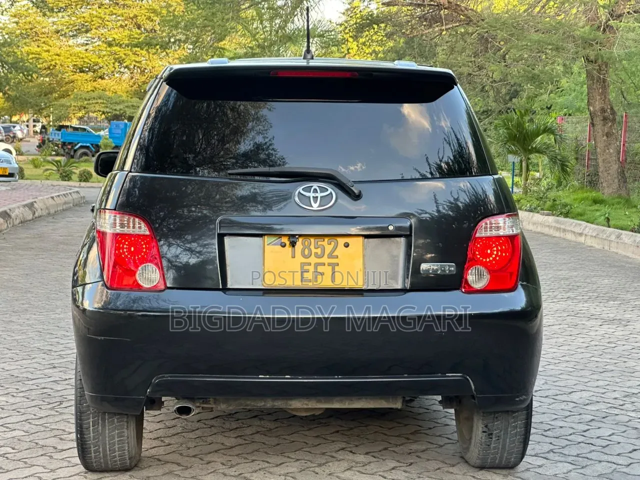 Toyota IST 2005 Black